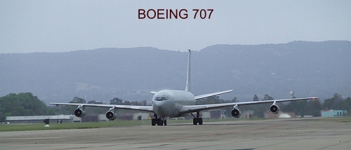 airplane photos boeing 707